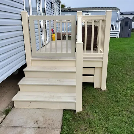 2 Bedroom Caravan, Edi Rita, Robin Hood, Pet Friendly Meliden Exterior photo